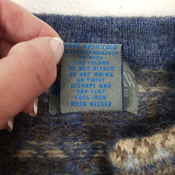 Wool Nordic Fair Isle Cardigan - Picture 7 of 13